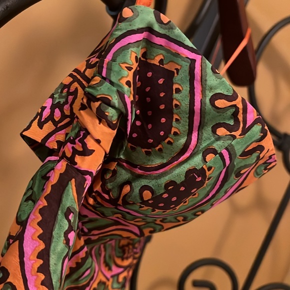 MILLY - Picture 3 of 7